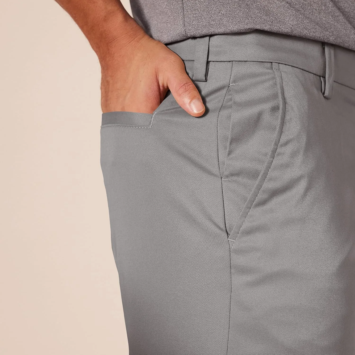 Amazon Essentials Men's Classic-Fit Stretch Golf Pant (Available in Big & Tall)