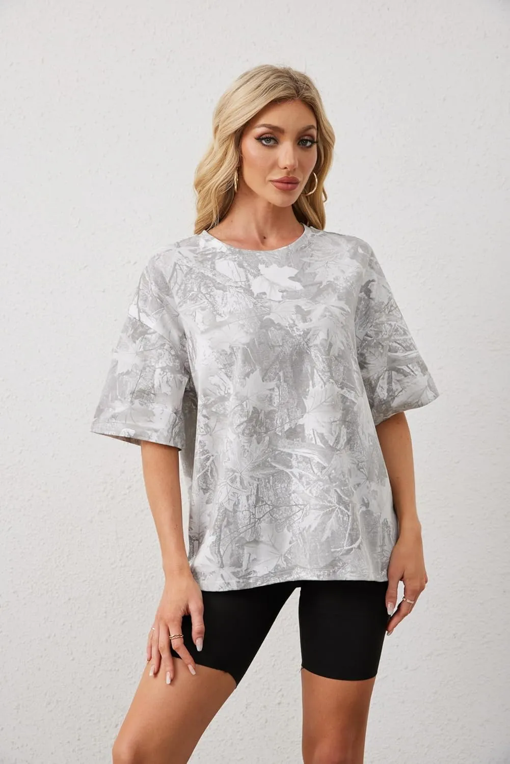 Camo Shirt for Women Mens Maple Leaf Print Short Sleeve Crewneck T-Shirts Summer Oversized Tee Shirts Streetwear