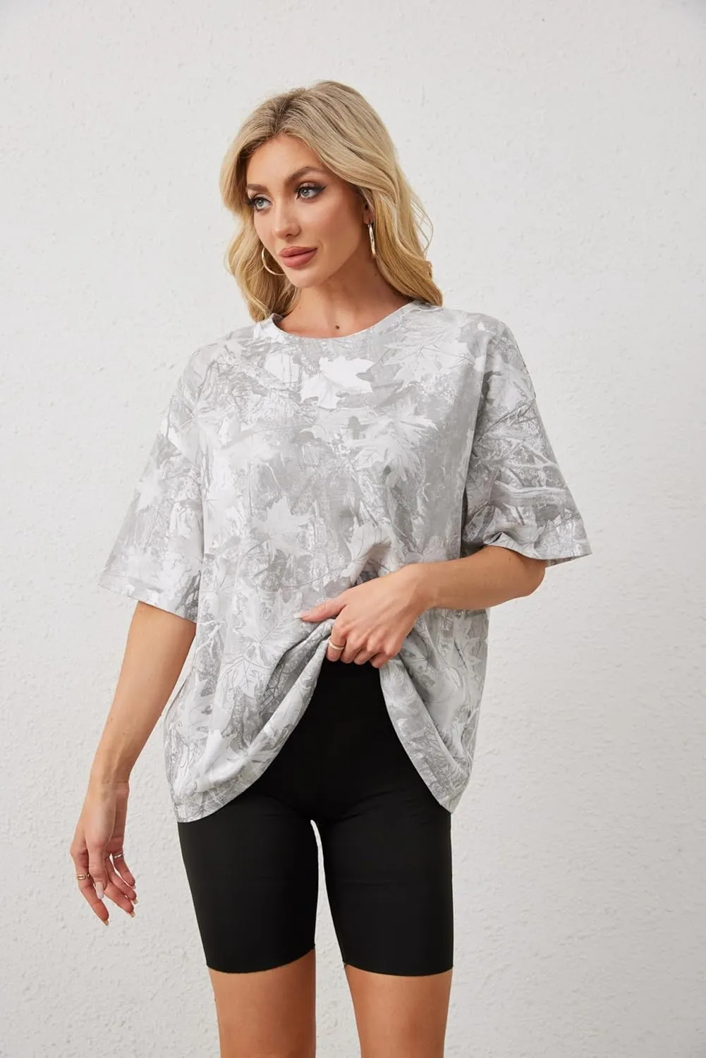 Camo Shirt for Women Mens Maple Leaf Print Short Sleeve Crewneck T-Shirts Summer Oversized Tee Shirts Streetwear