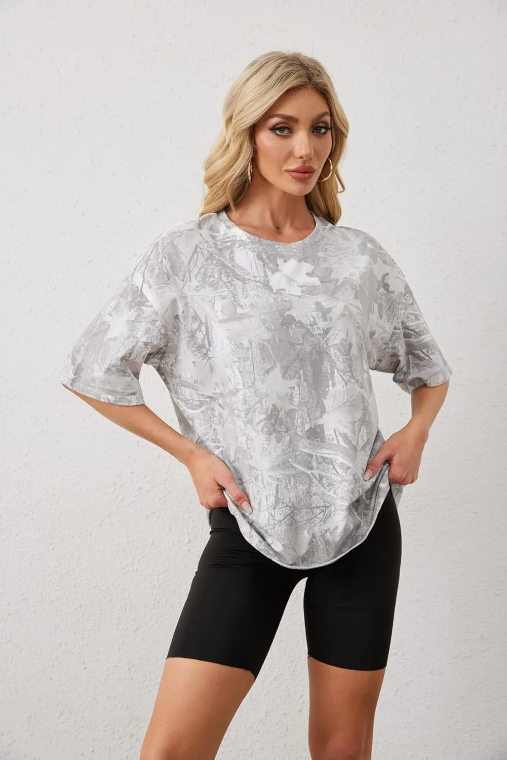 Camo Shirt for Women Mens Maple Leaf Print Short Sleeve Crewneck T-Shirts Summer Oversized Tee Shirts Streetwear