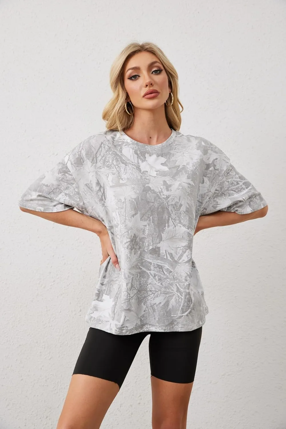 Camo Shirt for Women Mens Maple Leaf Print Short Sleeve Crewneck T-Shirts Summer Oversized Tee Shirts Streetwear