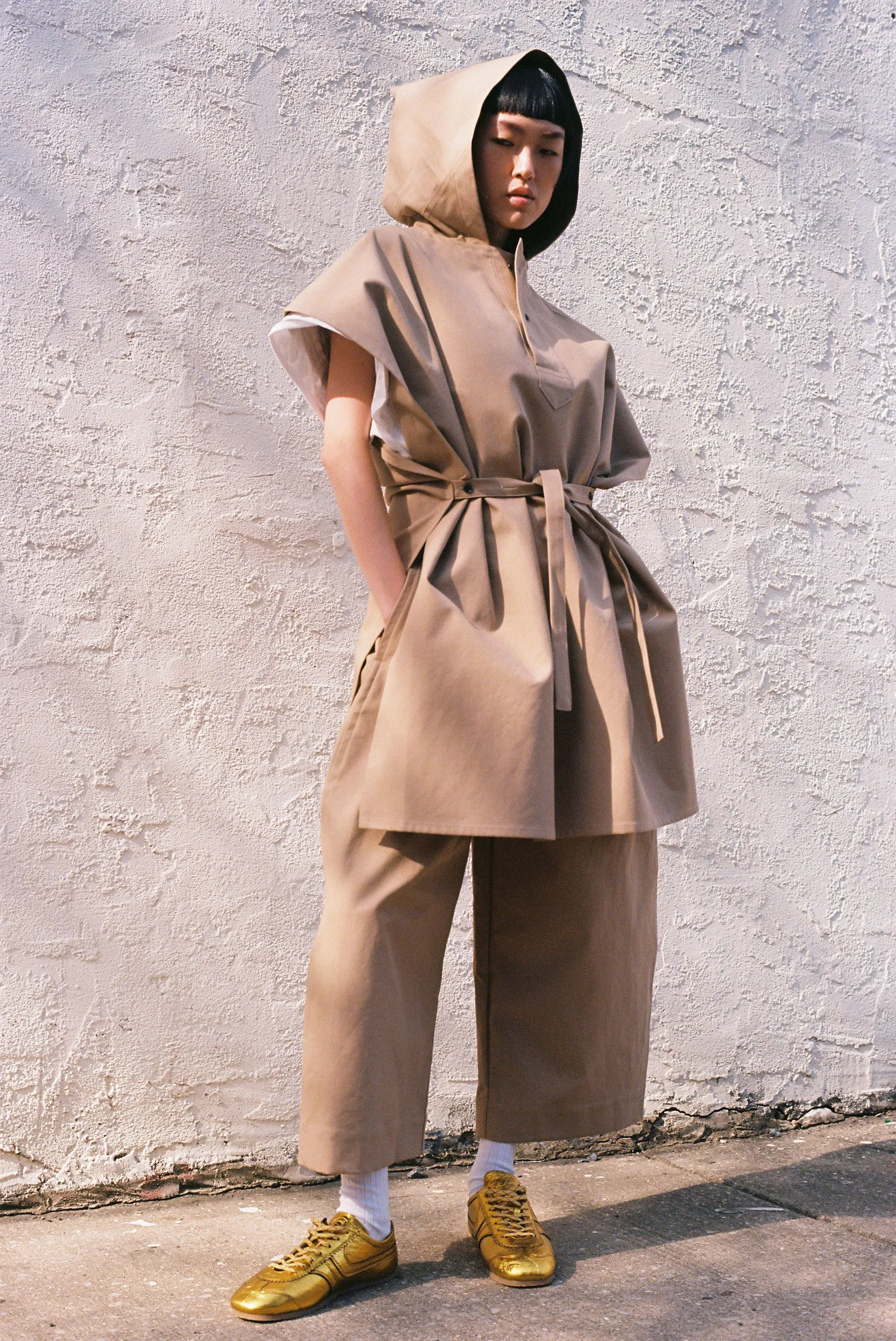 Cole Cape in Jute