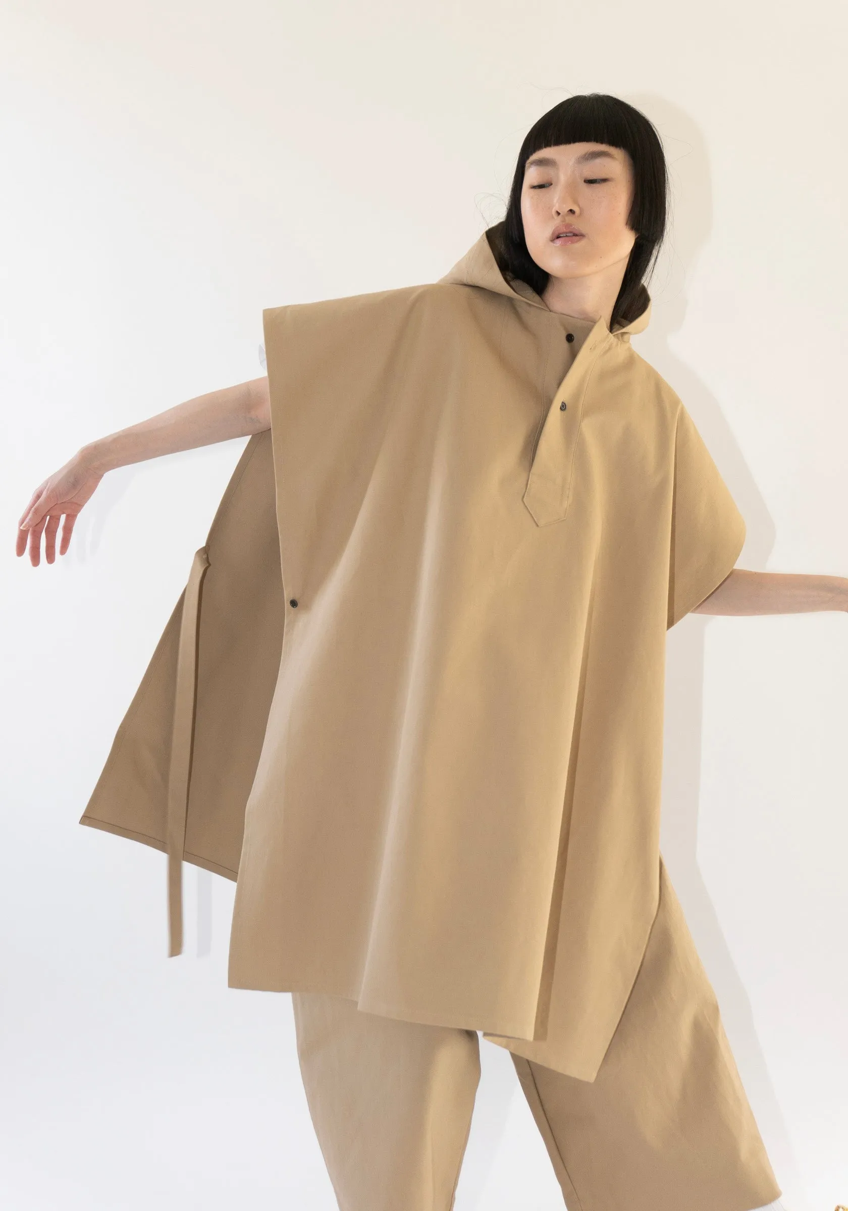 Cole Cape in Jute