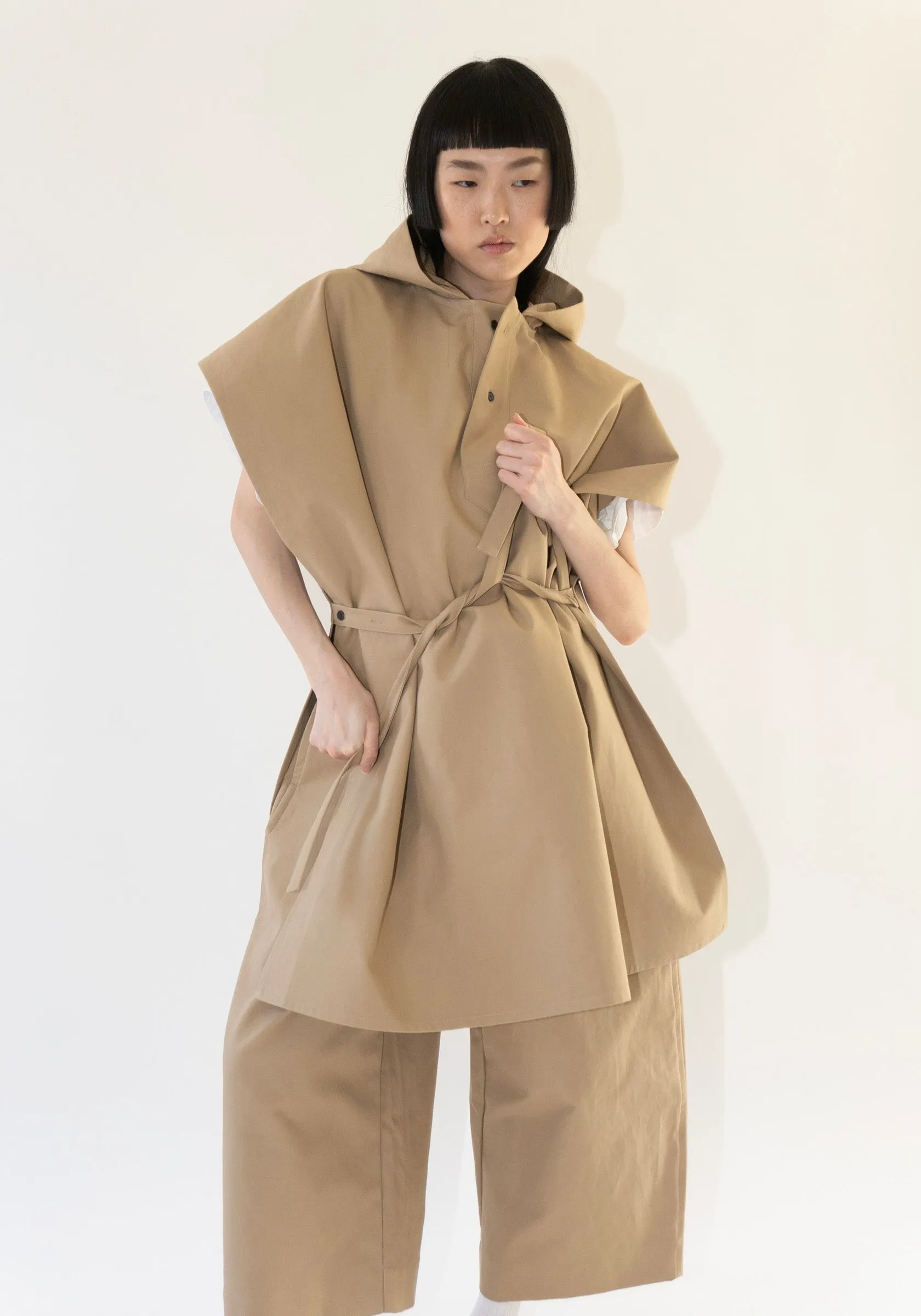 Cole Cape in Jute