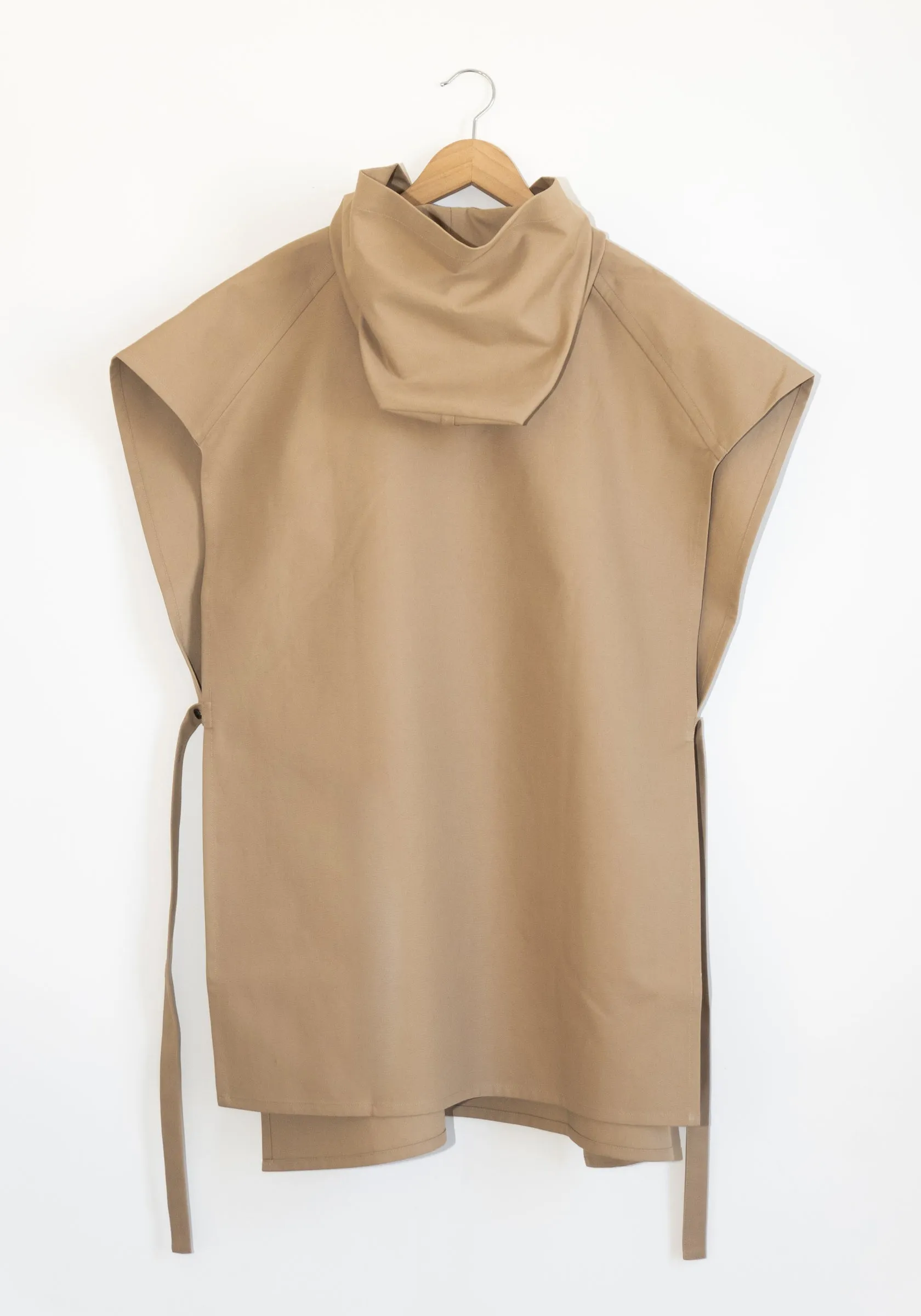 Cole Cape in Jute