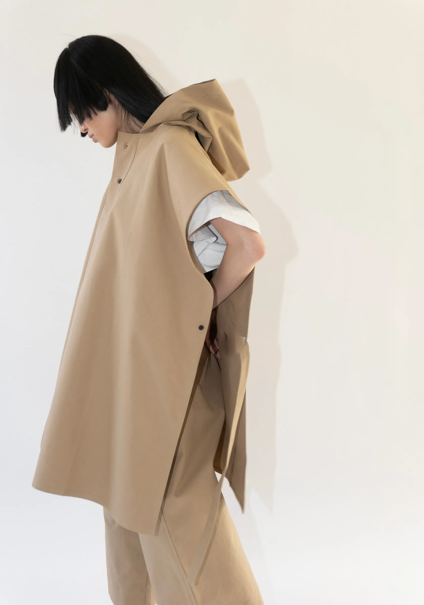 Cole Cape in Jute