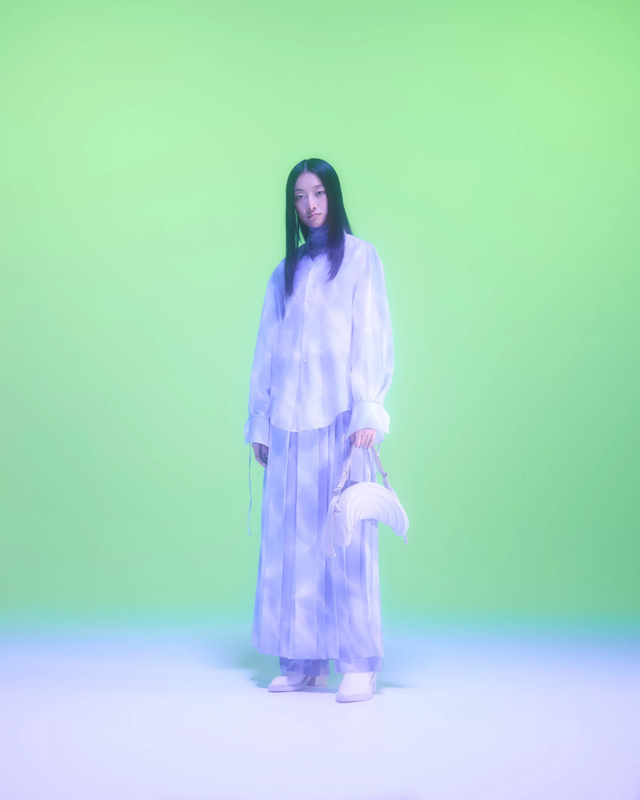 Hi Neu / light