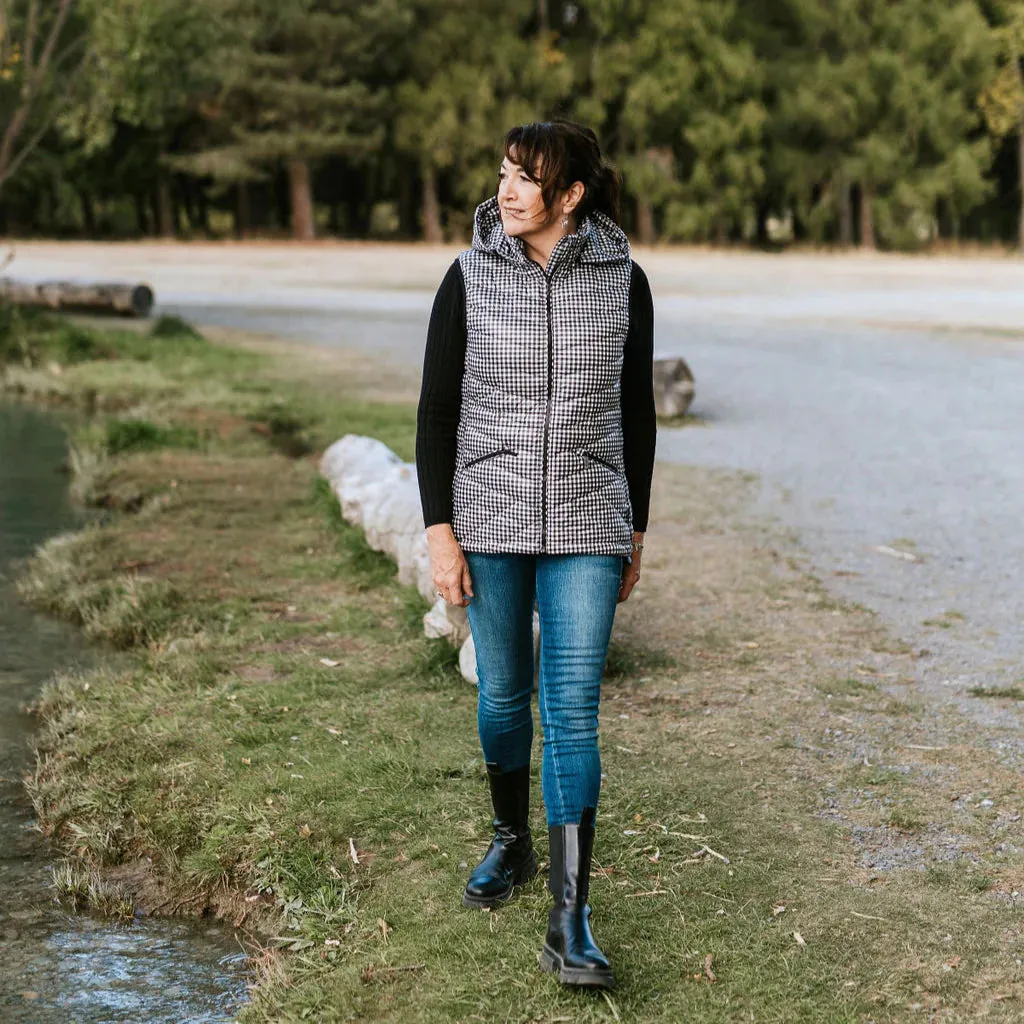 Moke: Mary-Claire 90/10 Packable Down Vest - Gingham