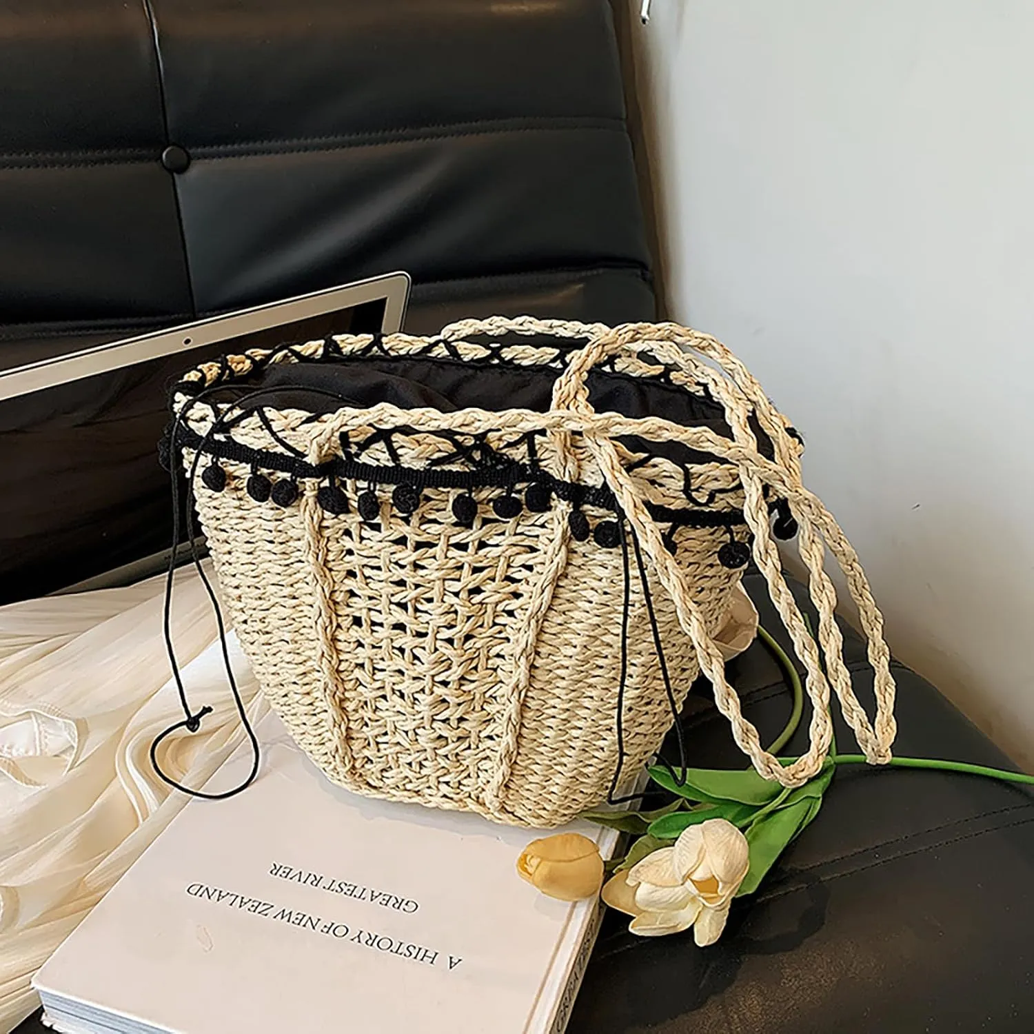 Straw Woven Crossbody Bags Hobo Bags for Summer Woven Tote Bag Crochet Handbag With Tassels