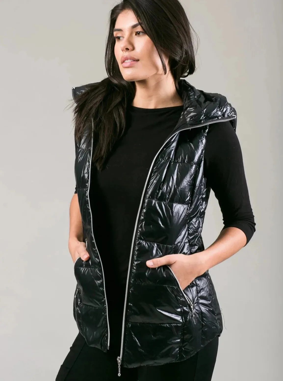 The Hooded Quilted Vest [Black-50172CAM]