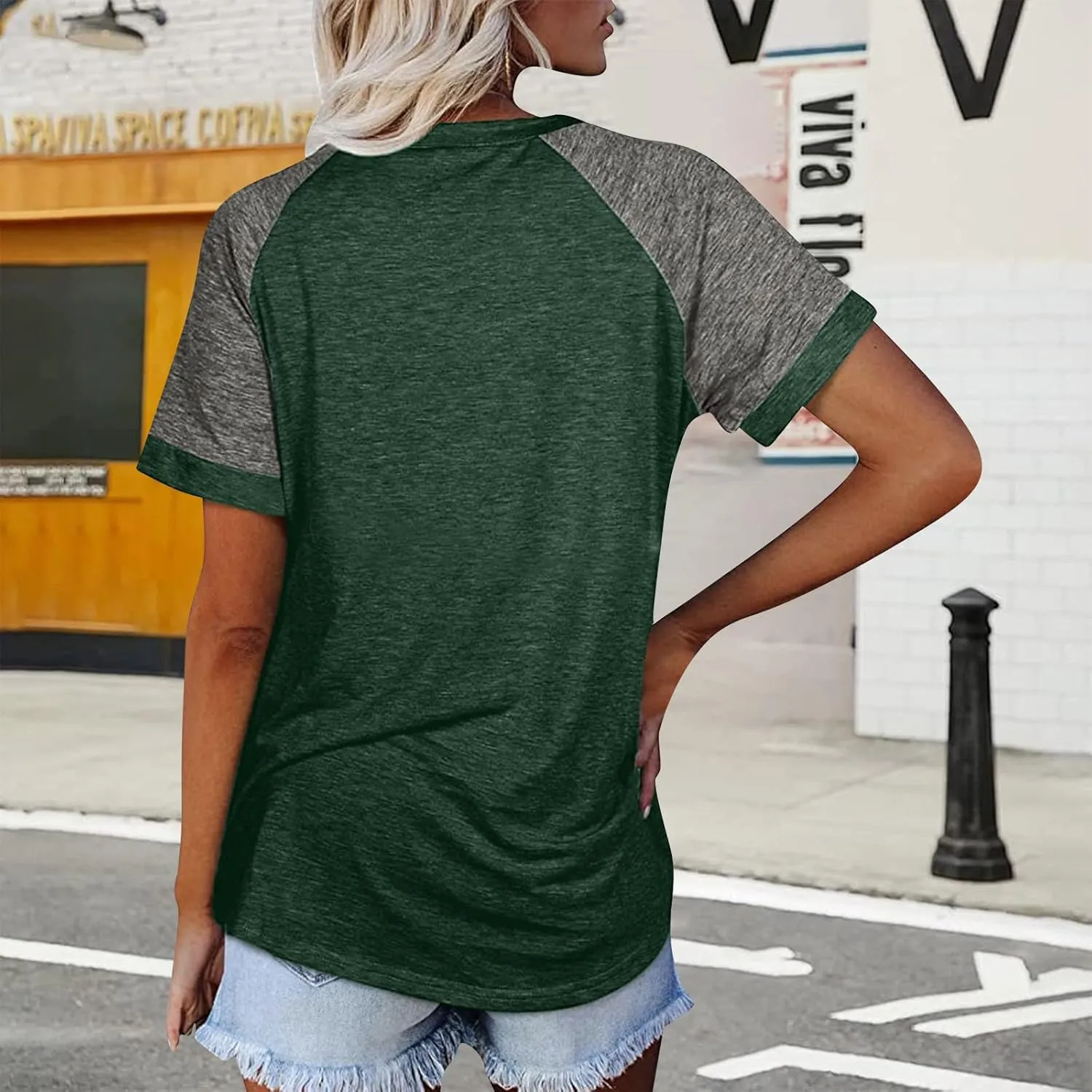 Women's Short Raglan Sleeve T-Shirts Trendy Casual Color Block Crewneck Tops Daily Outdoor Loose Fit Spring Shirts