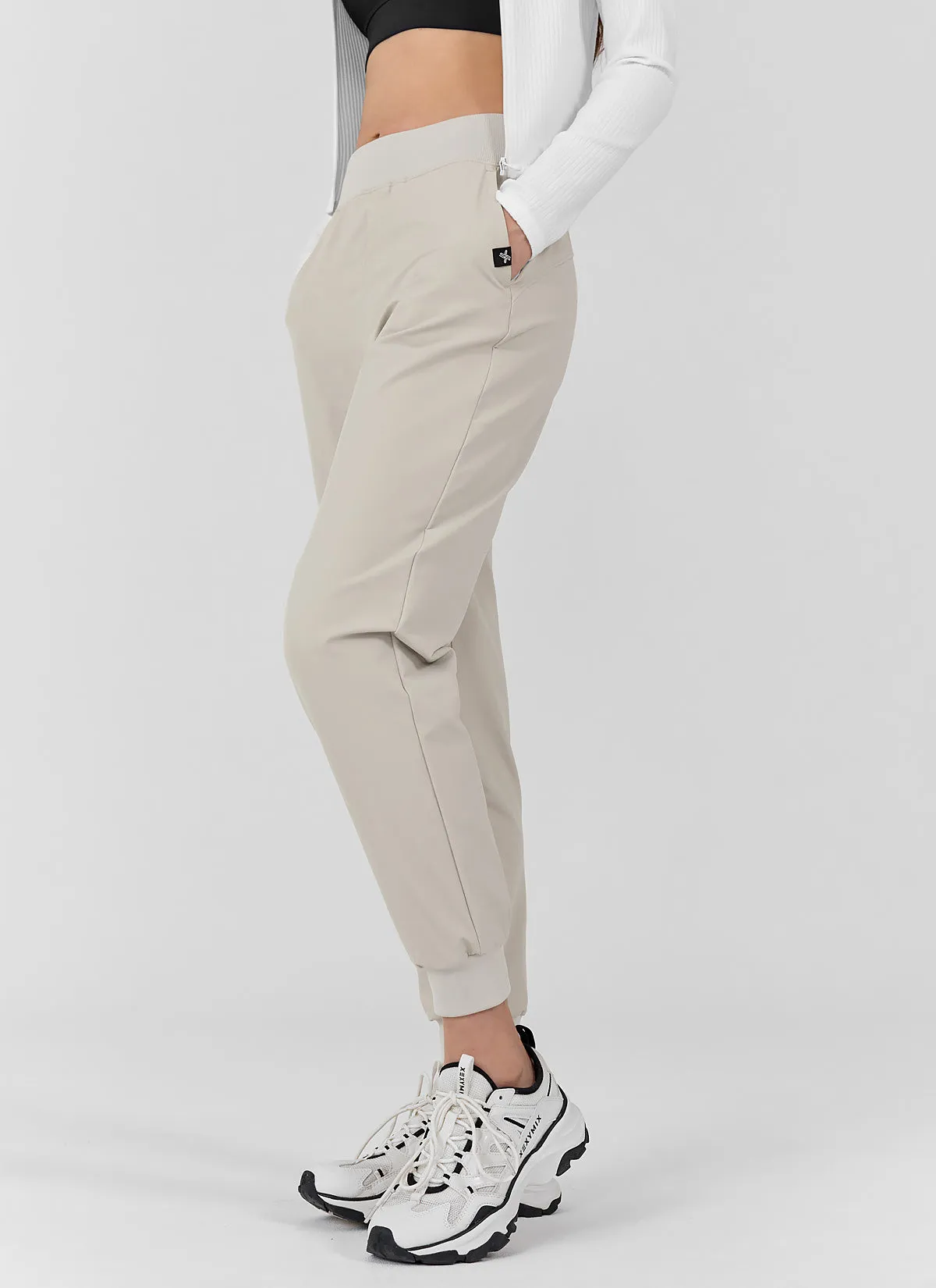 Woven Stretch Napping Jogger Pants