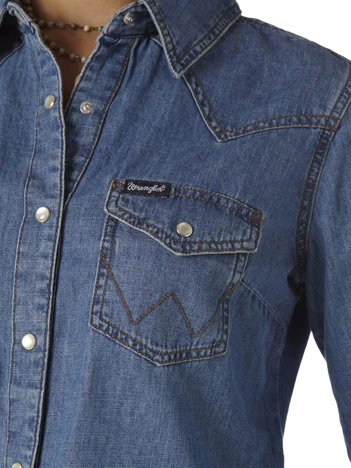 Wrangler Women's Retro Long Sleeve Western Snap Shirt Mid Denim