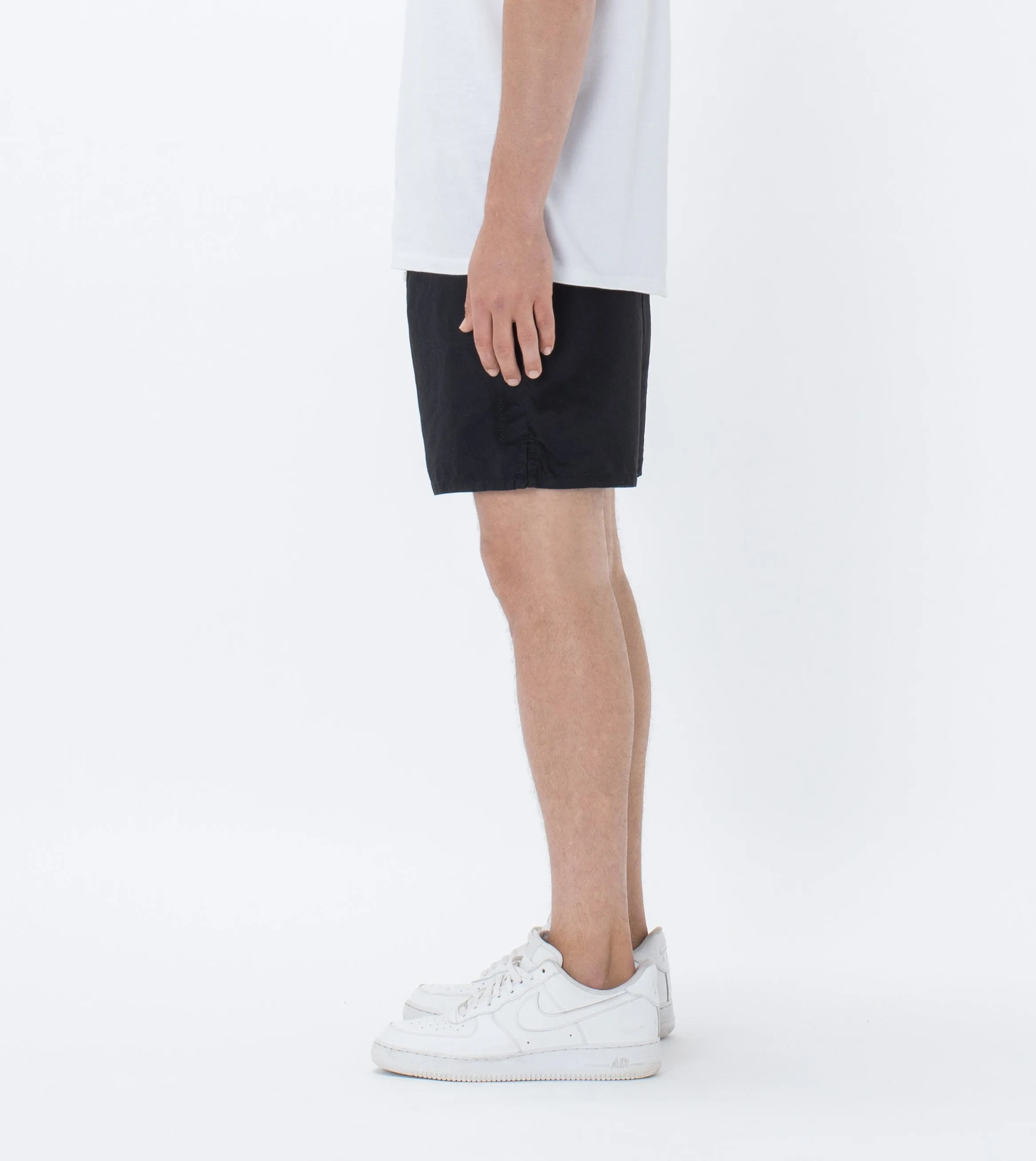 Zephyr Short Black